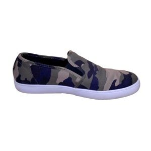 Mix No. 6 Camoflauge Fraycia Slip On Fashion Sneakers Women’s Size 8